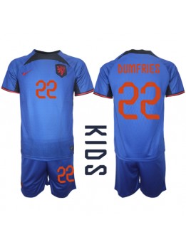 Billige Nederland Denzel Dumfries #22 Bortedraktsett Barn VM 2022 Kortermet (+ Korte bukser)